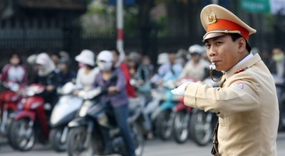 Minh họa: Cảnh sát giao thông tại Hà Nội.